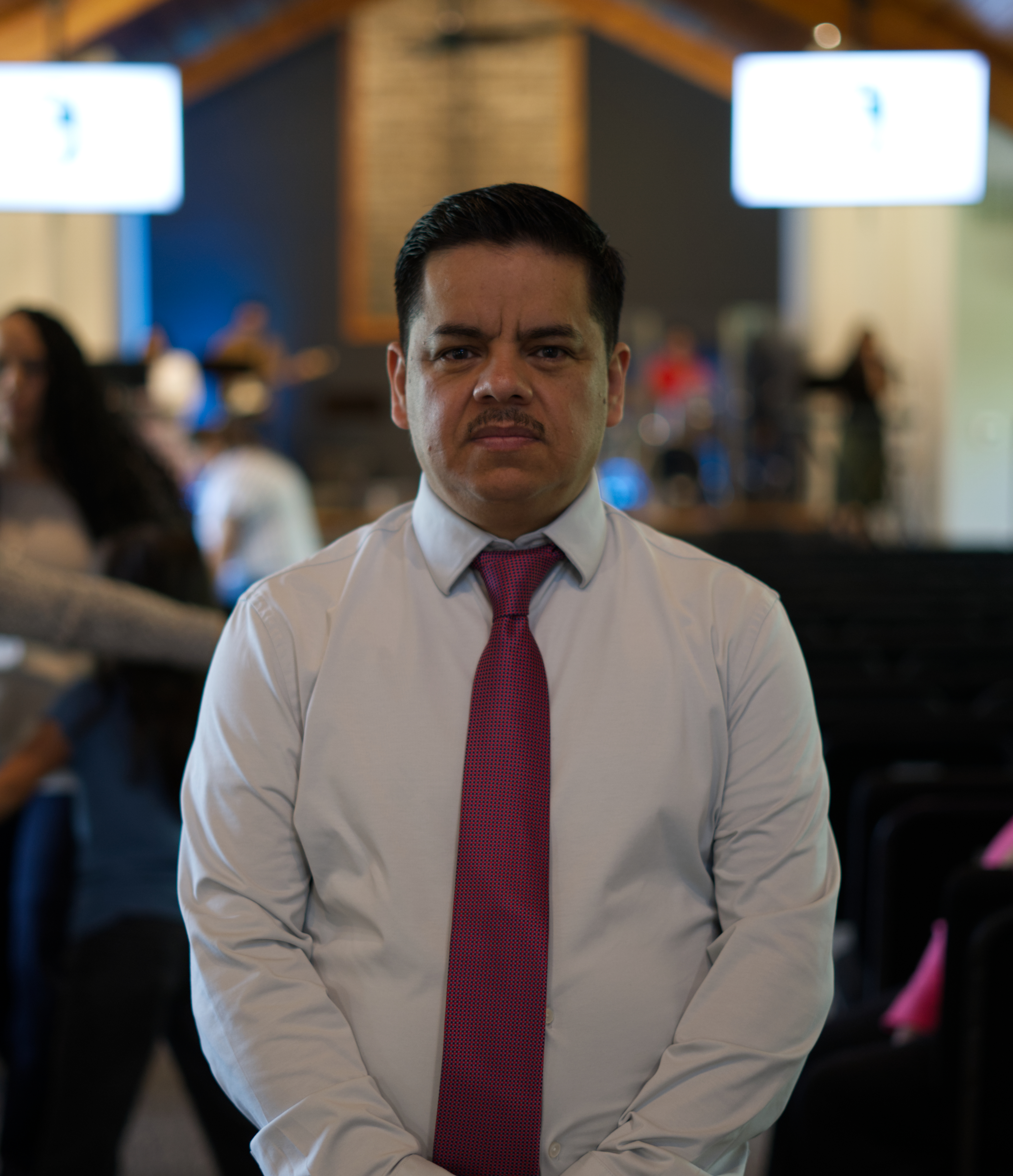 Pastor de Iglesia Restauración Divina
